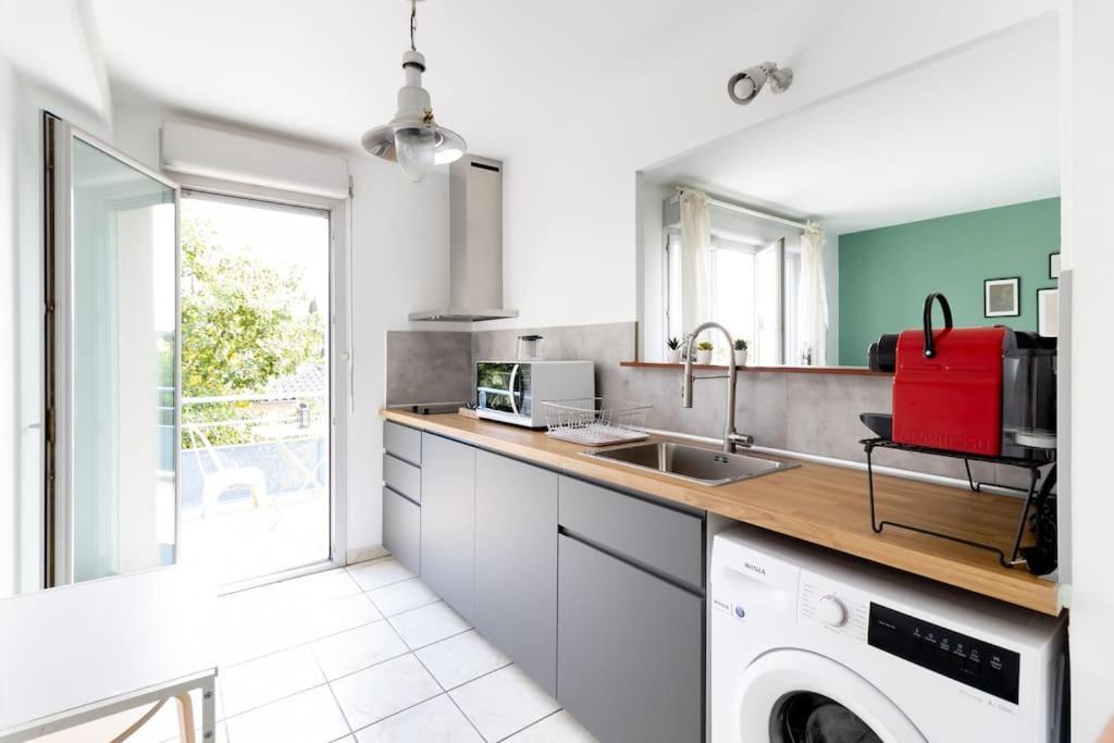 Beautiful Apartment With Terrace + Private Parking Toulouse Kültér fotó