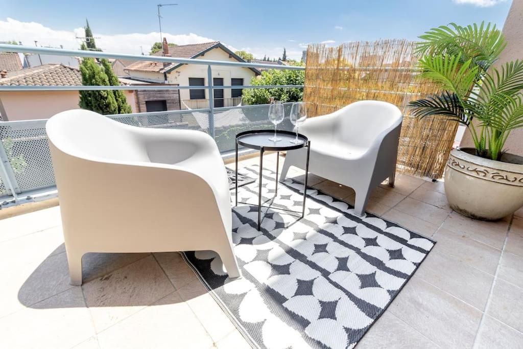 Beautiful Apartment With Terrace + Private Parking Toulouse Kültér fotó